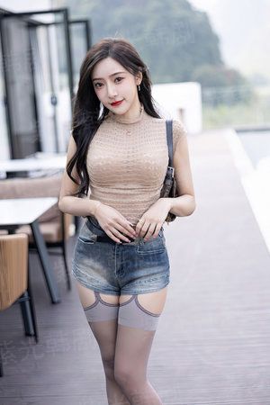 美女记者遭遇禽兽富二代：迷糊老婆闯错房